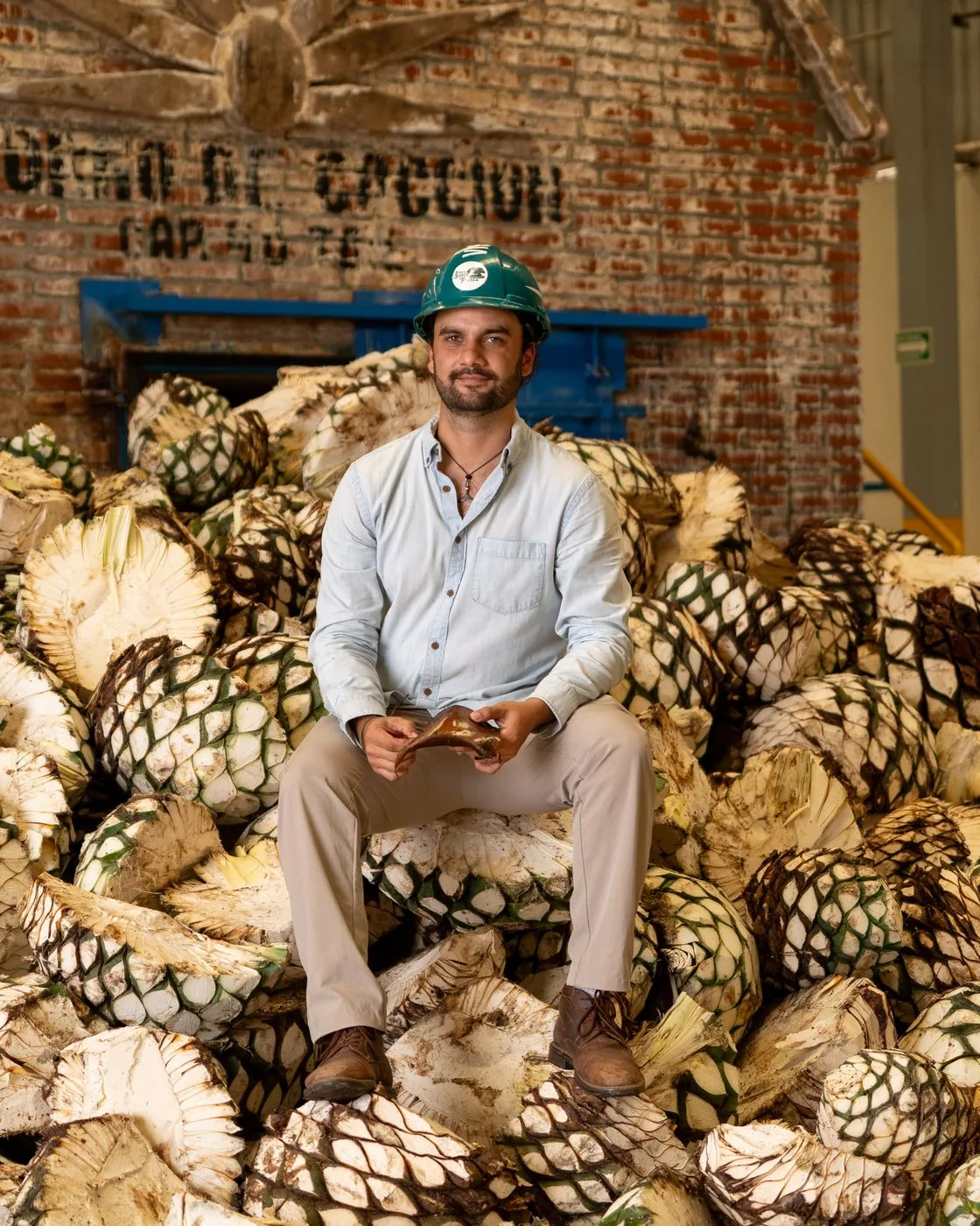 Jonathan Gascón, fundador de Tequila Otomí, sobre piñas de agave